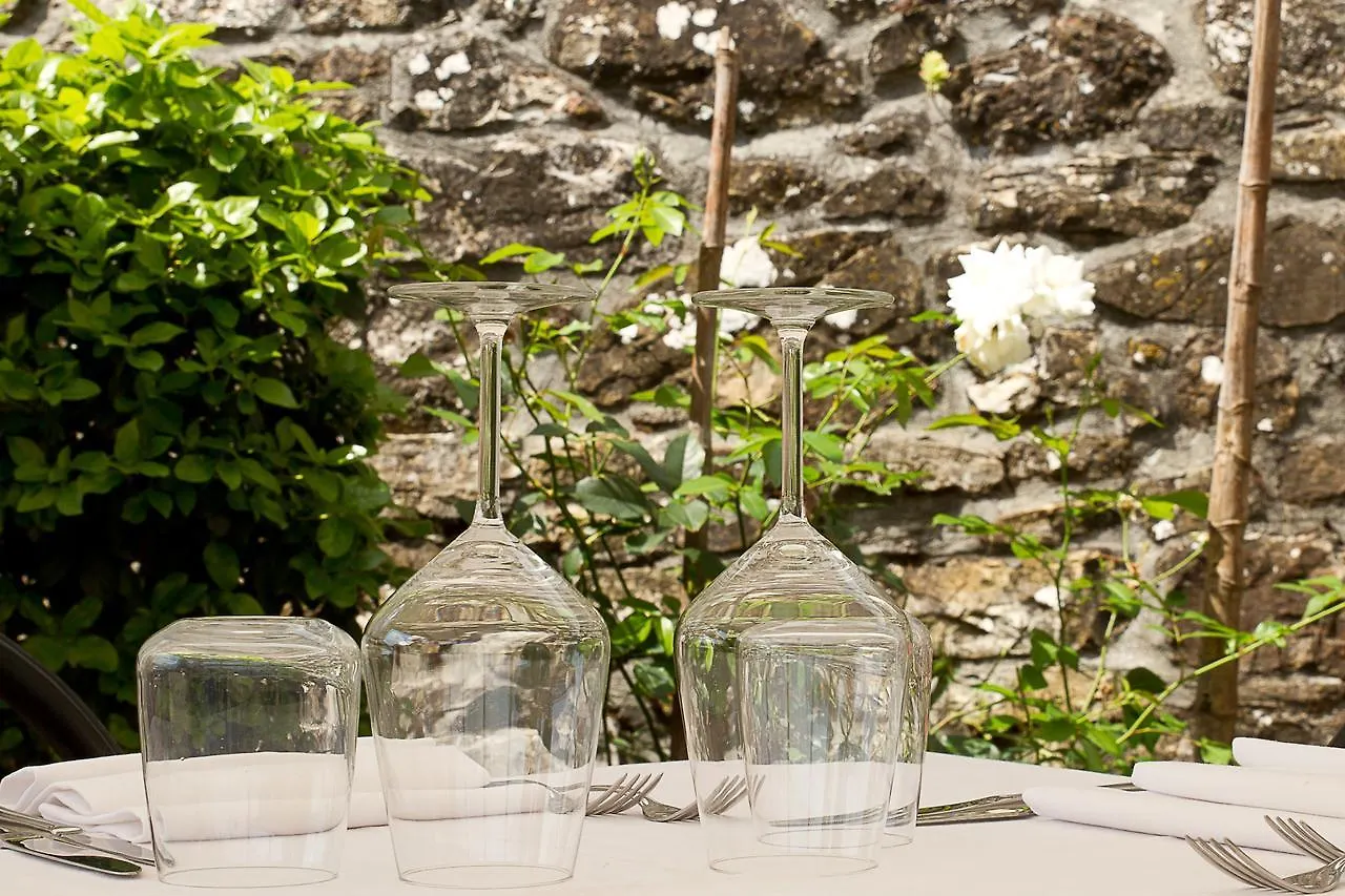 La Magione Hotel Serravalle Pistoiese 2*,